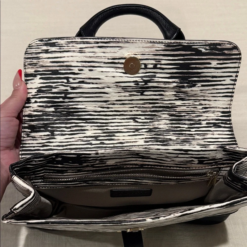 Jason Wu Black and White Patterned Clutch - Picture 8 of 10